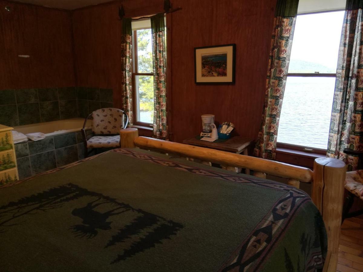 The Woods Inn Inlet Esterno foto